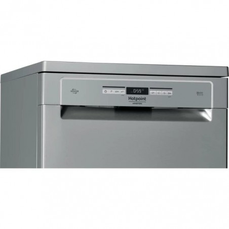 Lave vaisselle pose libre Hotpoint HFO3O32CWX